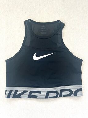 Athletic Nike Black Dri-FIT Performance sports crop top/sports bra